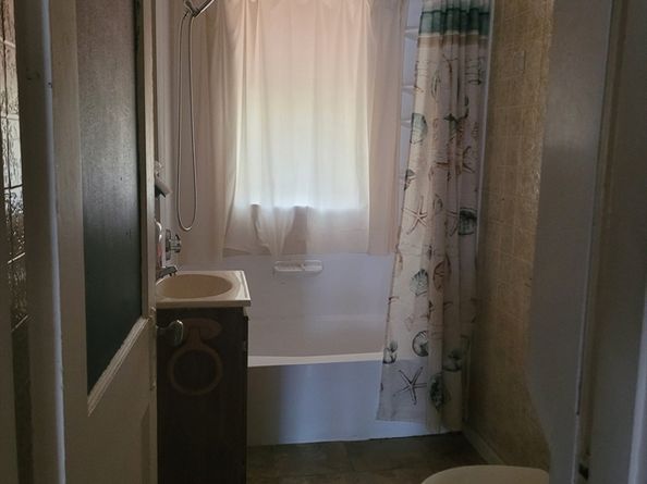25 Roslyn St 3, Salem MA 01970