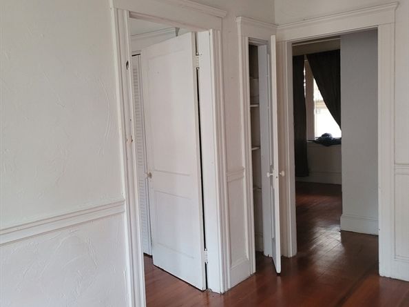 25 Roslyn St 3, Salem MA 01970