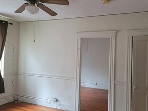 25 Roslyn St 3, Salem MA 01970