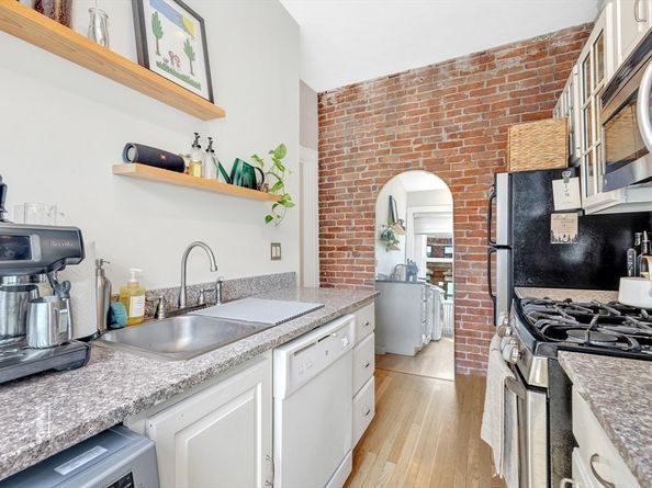 405 Marlborough St 31, Boston MA 02115