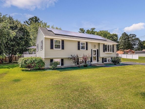 6 Magnolia Ave, Billerica MA 01821