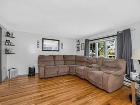 6 Magnolia Ave, Billerica MA 01821