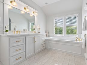 237 Storey Ave, Newburyport MA 01950