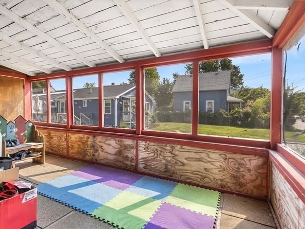78 Turner St, Quincy MA 02169