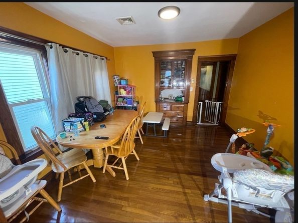 73 Bonair St, Somerville MA 02145