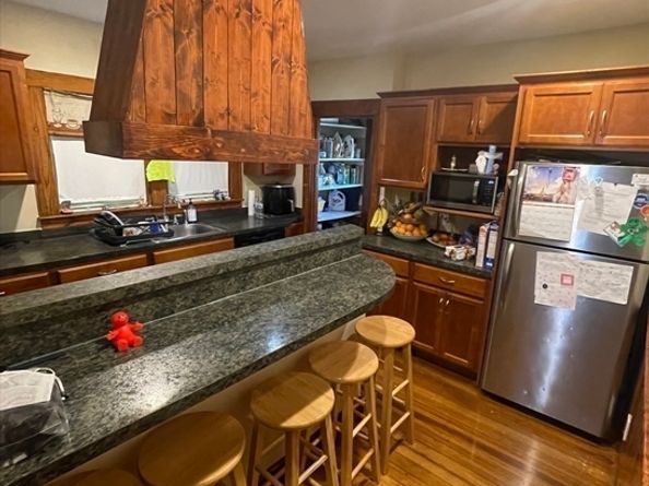73 Bonair St, Somerville MA 02145