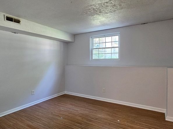 114 Oak Ln 4, Brockton MA 02301