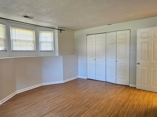 114 Oak Ln 4, Brockton MA 02301
