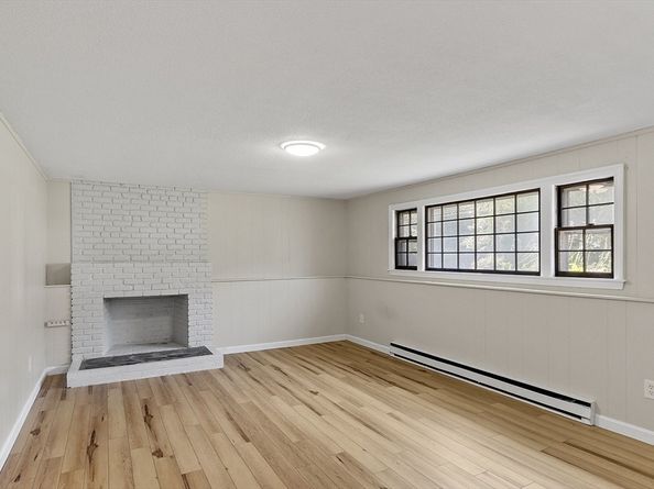 1022 Pleasant St, Framingham MA 01701