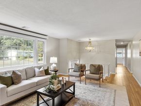 1022 Pleasant St, Framingham MA 01701