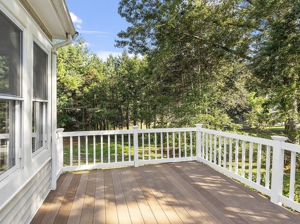 1022 Pleasant St, Framingham MA 01701