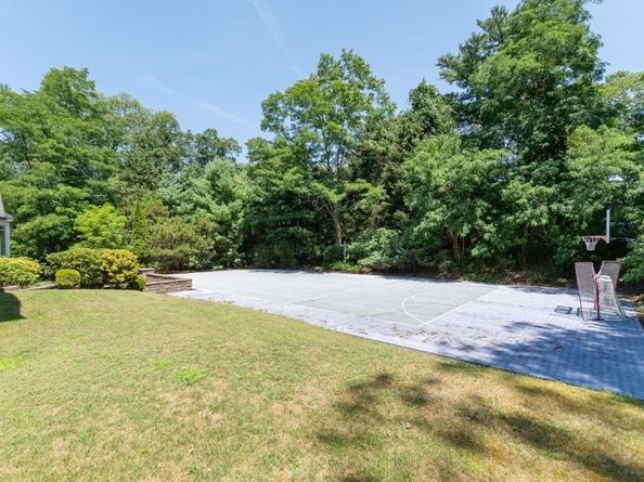 130 Summer St, Weston MA 02493
