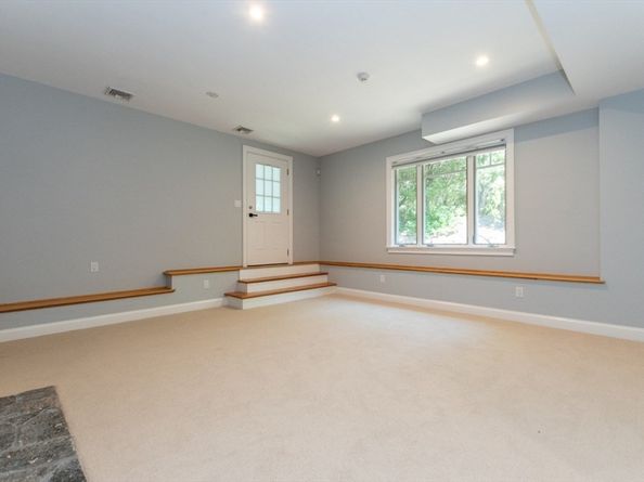 130 Summer St, Weston MA 02493