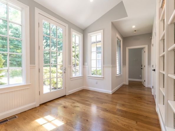 130 Summer St, Weston MA 02493