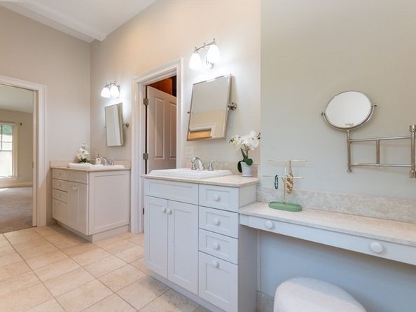 130 Summer St, Weston MA 02493