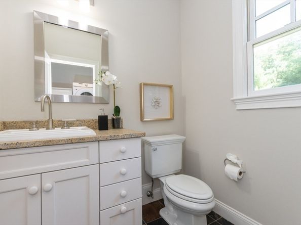 130 Summer St, Weston MA 02493