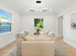 22 Bonmar Cir, Newton MA 02466