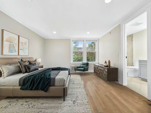 8 Tremont Pl 8, Boston MA 02135
