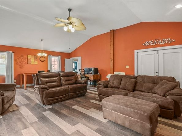 12 Onset Street, Worcester MA 01604