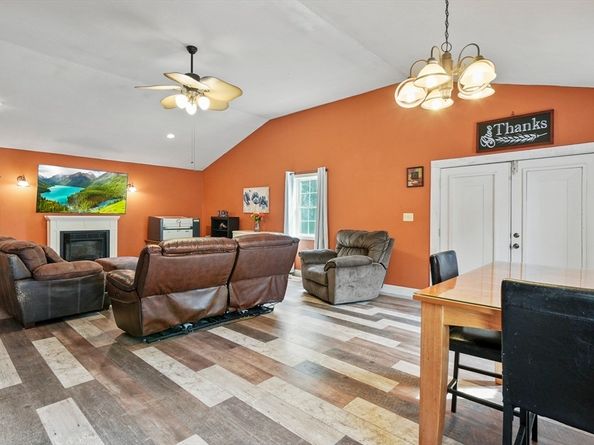 12 Onset Street, Worcester MA 01604