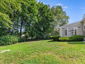 5 Gerry Road, Lynnfield MA 01940