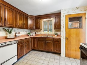 5 Gerry Road, Lynnfield MA 01940