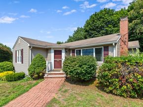 5 Gerry Road, Lynnfield MA 01940
