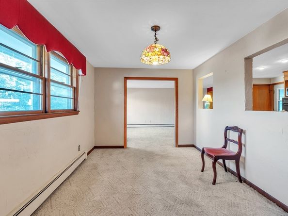 20 Hawthorne Dr, West Boylston MA 01583