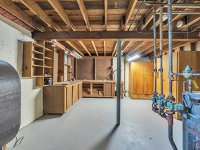 20 Hawthorne Dr, West Boylston MA 01583