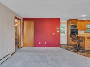 20 Hawthorne Dr, West Boylston MA 01583