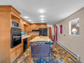 20 Hawthorne Dr, West Boylston MA 01583
