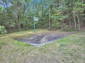 20 Hawthorne Dr, West Boylston MA 01583