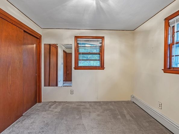 20 Hawthorne Dr, West Boylston MA 01583