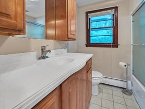 20 Hawthorne Dr, West Boylston MA 01583