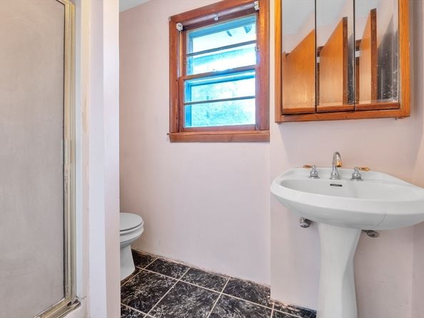 20 Hawthorne Dr, West Boylston MA 01583