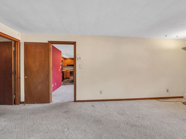 20 Hawthorne Dr, West Boylston MA 01583