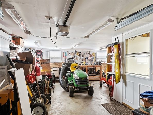 4 Fitzgerald Way, Beverly MA 01915