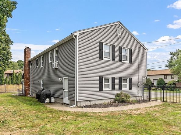 4 Fitzgerald Way, Beverly MA 01915