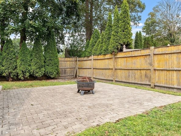 4 Fitzgerald Way, Beverly MA 01915