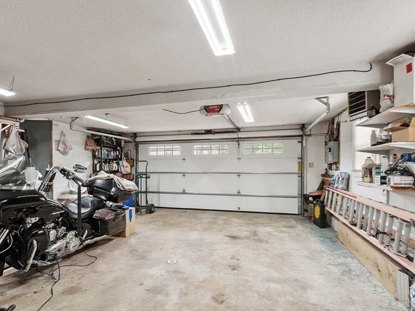 4 Fitzgerald Way, Beverly MA 01915