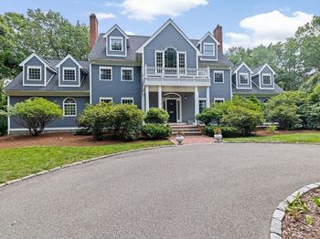 105 East St