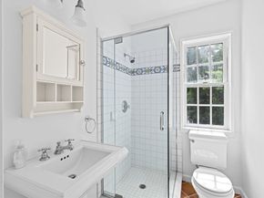 105 East St, Hingham MA 02043