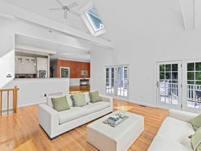 105 East St, Hingham MA 02043