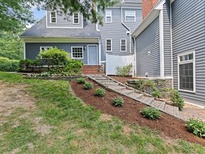 105 East St, Hingham MA 02043