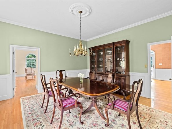 105 East St, Hingham MA 02043
