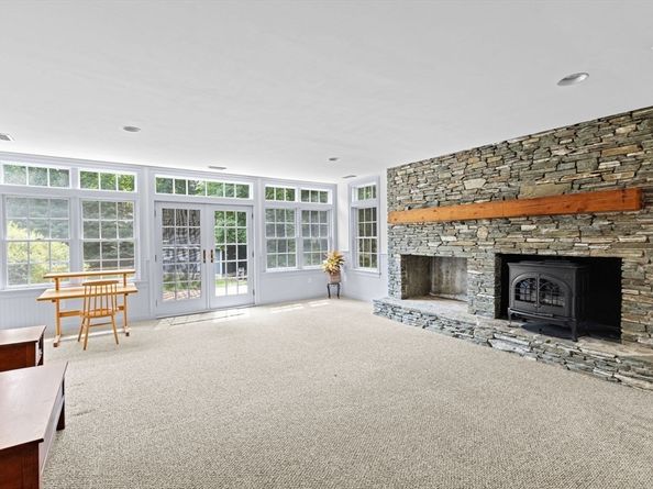 105 East St, Hingham MA 02043