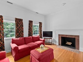105 East St, Hingham MA 02043