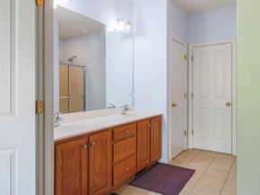 68 Buttercup Ln 68, Grafton MA 01560