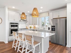 6 Mason Way 63, Woburn MA 01801