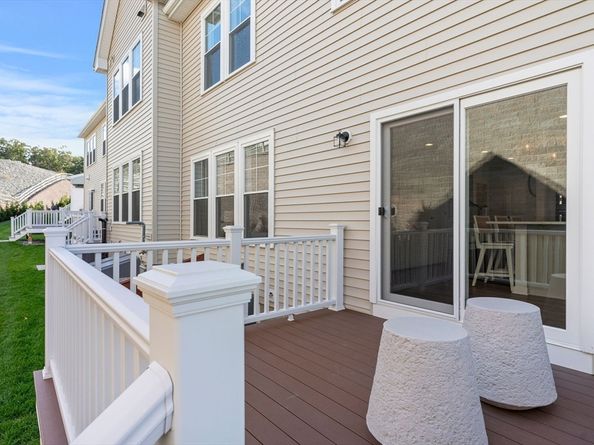 6 Mason Way 63, Woburn MA 01801